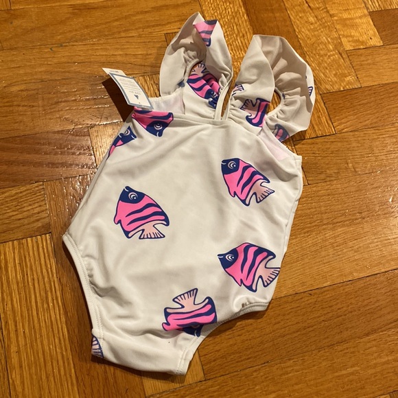 NWT baby gap bathing suit - Picture 2 of 2